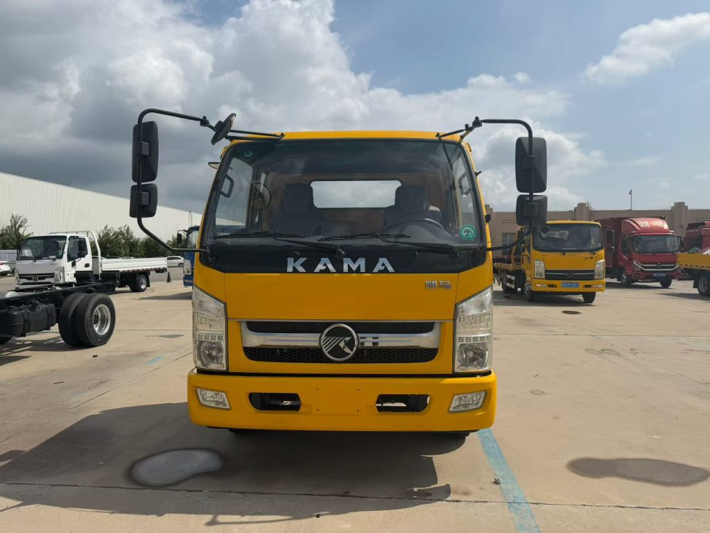 Intelligent Asphalt Distributor Truck Asphalt plant equipment factory photo LIJIU